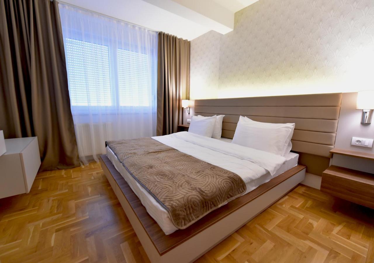 Sky Lux Apartman Gornji Milanovac Exterior foto